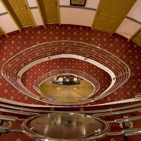 Alexander's Hotel 4*