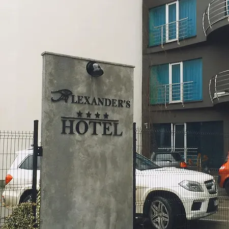 Alexander's 4*